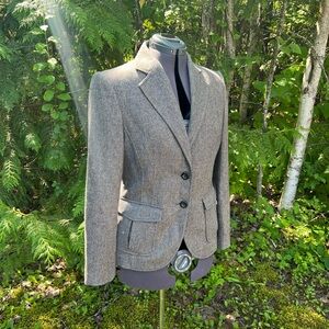 Women’s European Cortefeil vintage blazer blue wool fully lined size 13, EU 44